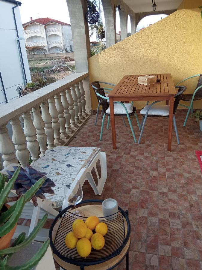 Apartments Tomic Vodice Exterior foto